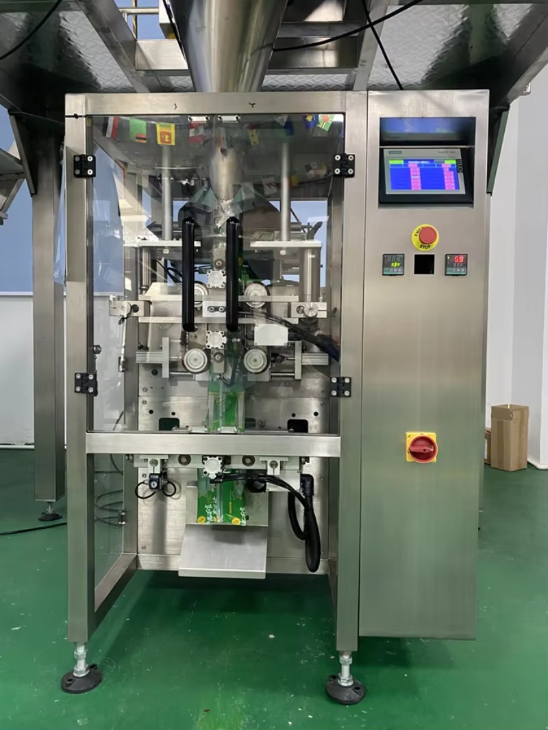 Vertical Packing Machine with  - огляд і ціна Dry Food Snacks